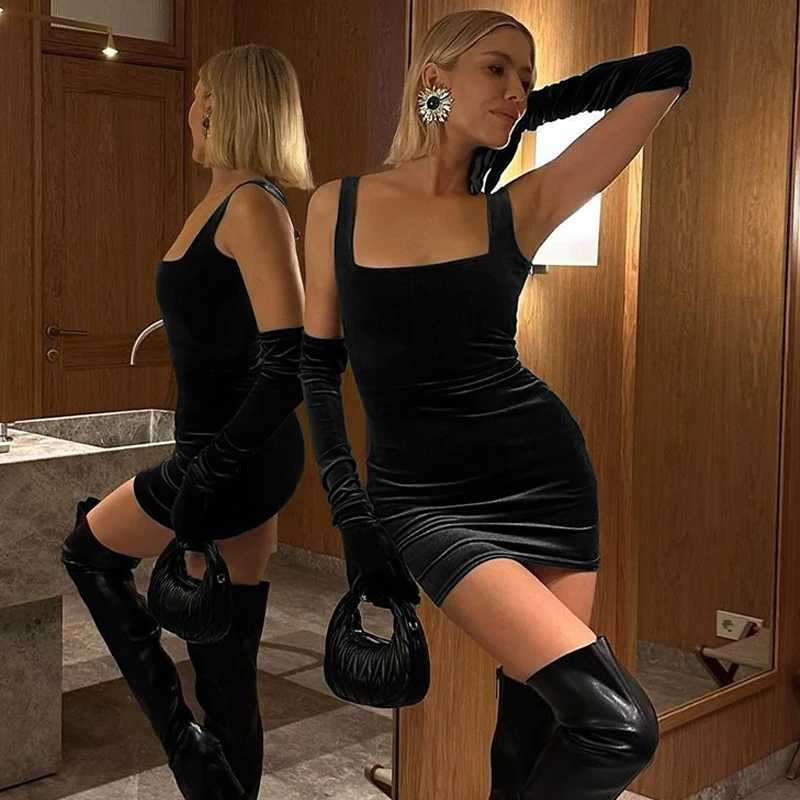 Basic Casual Dresses Lygens Velvet Square Collar Vintage Elegant WomenS Dresses With Gloves Mini Hot Party Club Evening Winter 2023 Casual Clothing H2