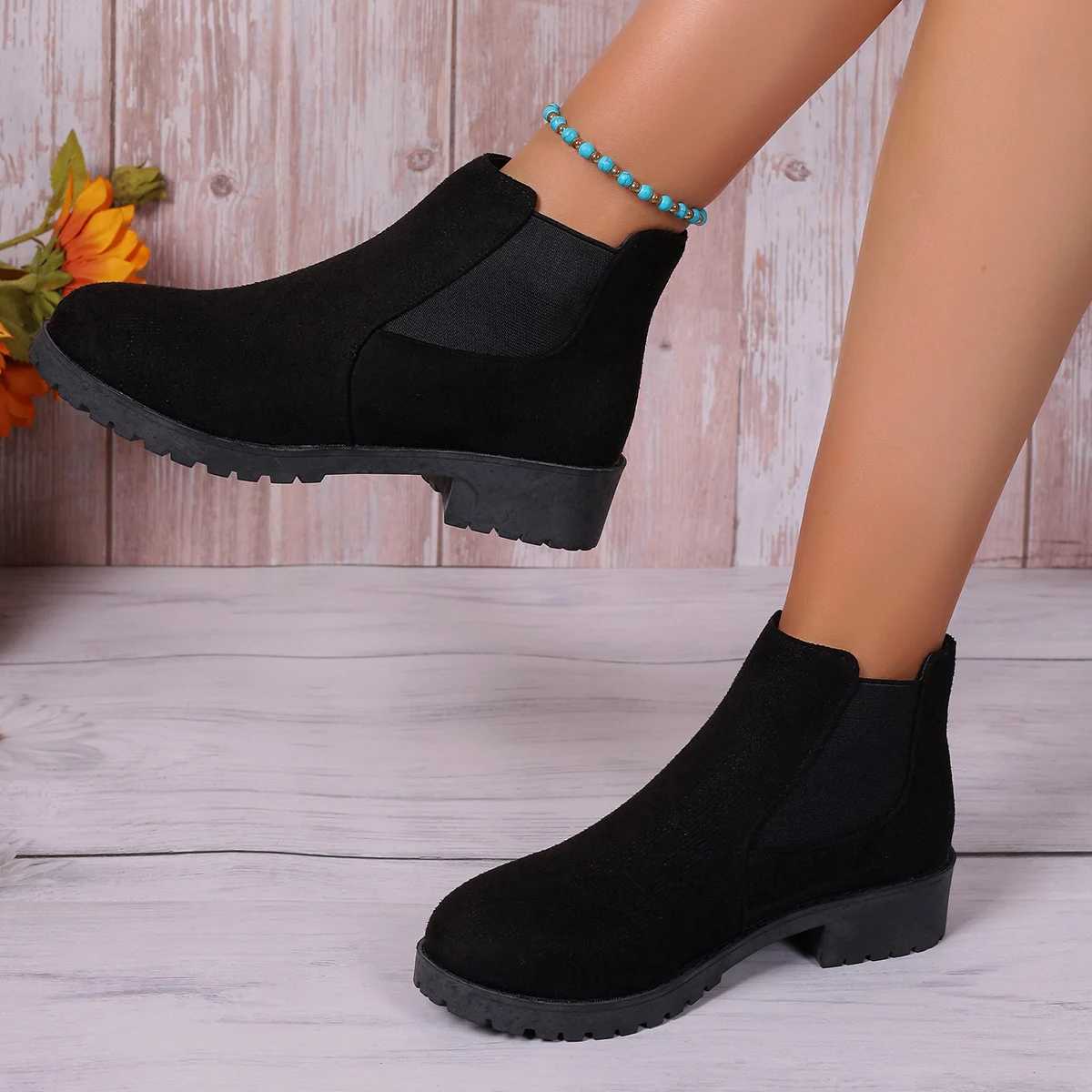 Women Solid Color Lazy Ankle Boots/Lightweight N-slip Slip- Design/Outdoor Casual fi Short Boots/Punk Style Ladies Chike BootsXJ250217
