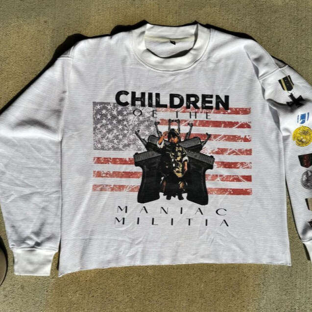 round neck hoodie, cool and stylish with mesh cuffs, long sleeved red CHILDREN letter printed new casual top