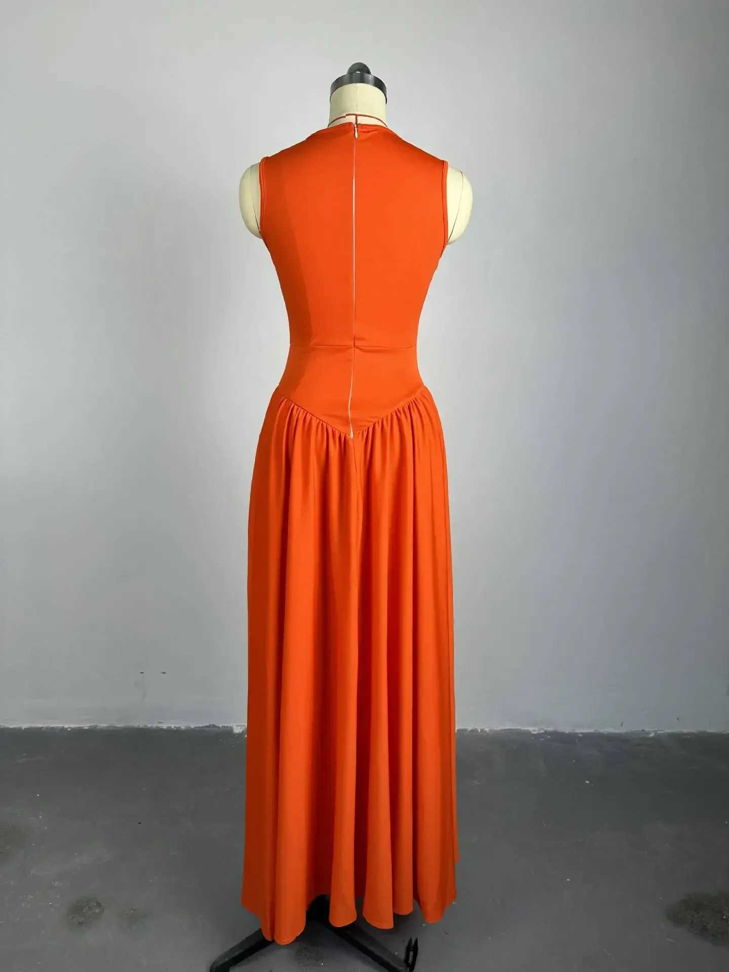 Basic Casual Dresses 2025 Summer Slveless Swt Cute O-Neck Hollow Out Slim Floor-Length Long Women Dress Beach Strtwear Maxi Dresses H25217