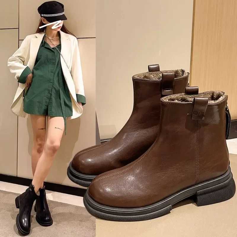 New Women Ankle Boots Fi Female Square Heel Low-Heel Shoes Lady Boots Leather Woman Low-heel Keep Warm Ankle Boots Q109XJ250217