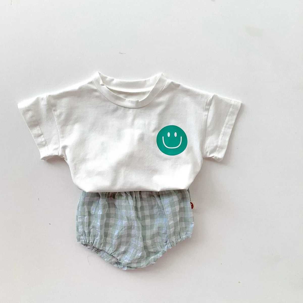 Summer Kids Baby Girls Boys Short Sleeve Smile Face Print Top Tees Plaid Bottoms Shorts Infant Children Cotton Clothing Set 2pcs W250218