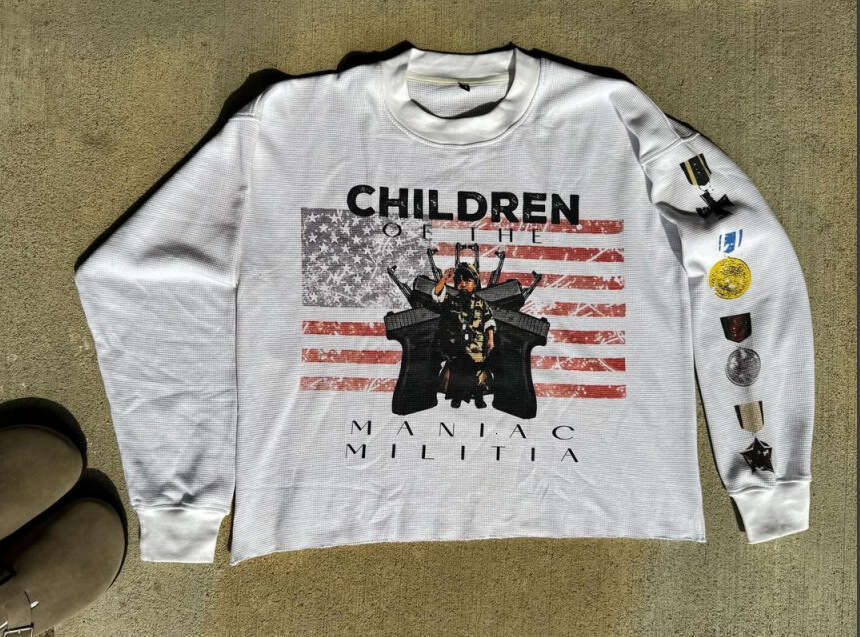 round neck hoodie, cool and stylish with mesh cuffs, long sleeved red CHILDREN letter printed new casual top