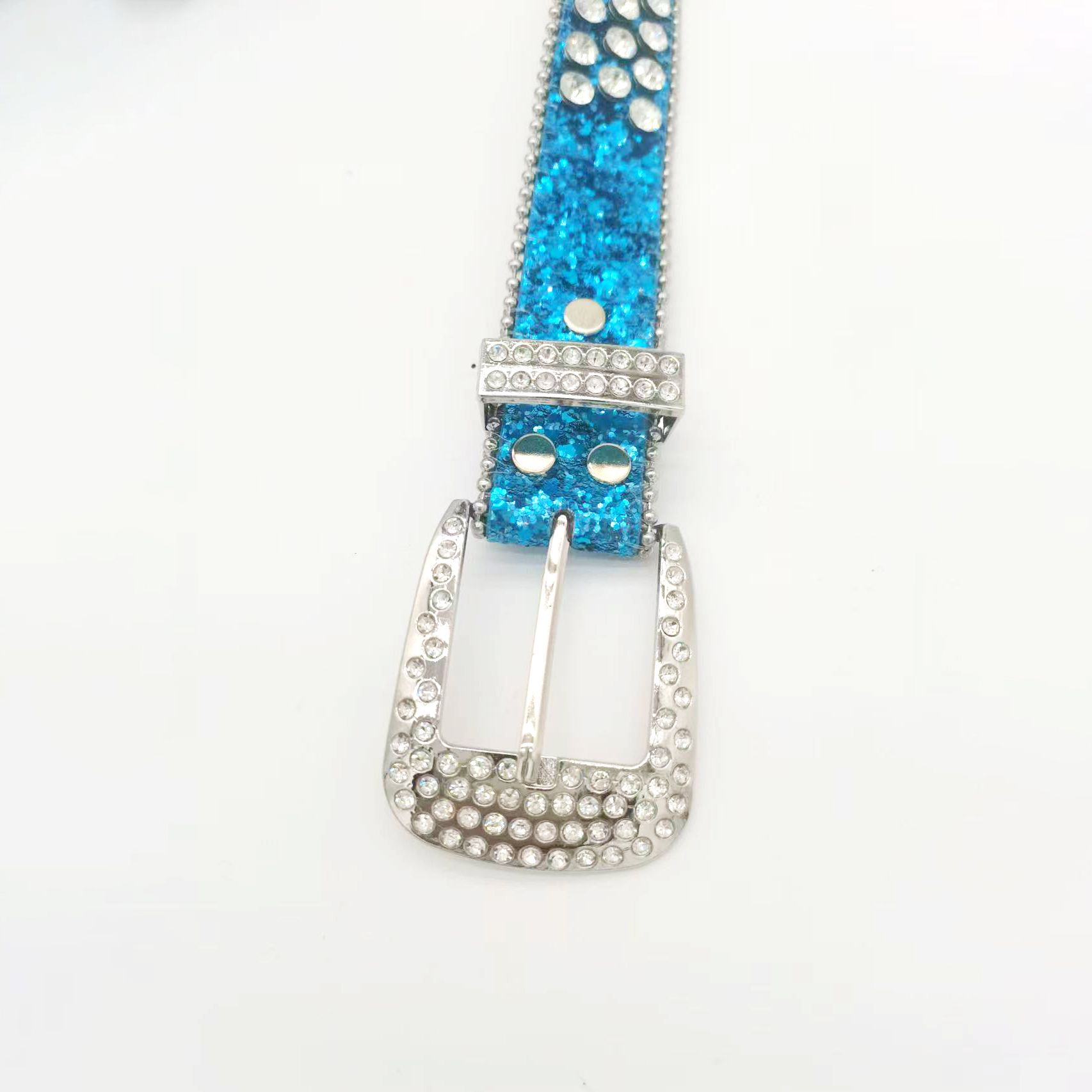 Casually Chic Silver Metal Waist Belt Featuring Rhinestones, Crystals, and a Unique Skull Motif