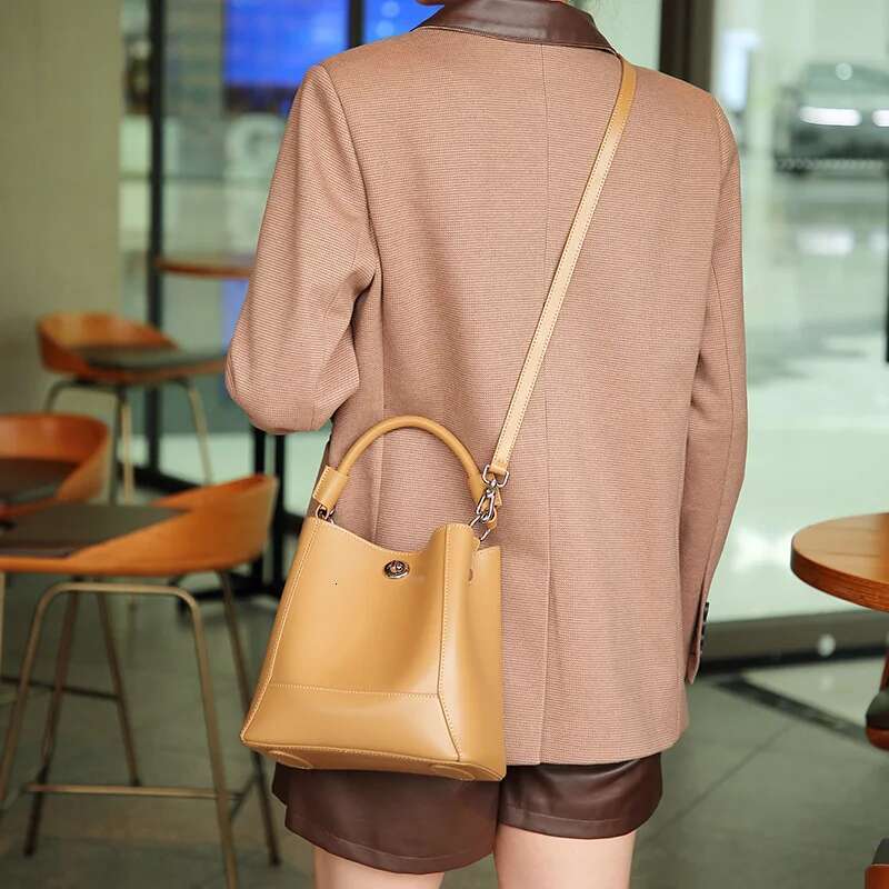 YANATARI Bucket Woman Tote Genuine Cow Leather Shoulder Ladies Handbags Big Shopper Bag Fashion