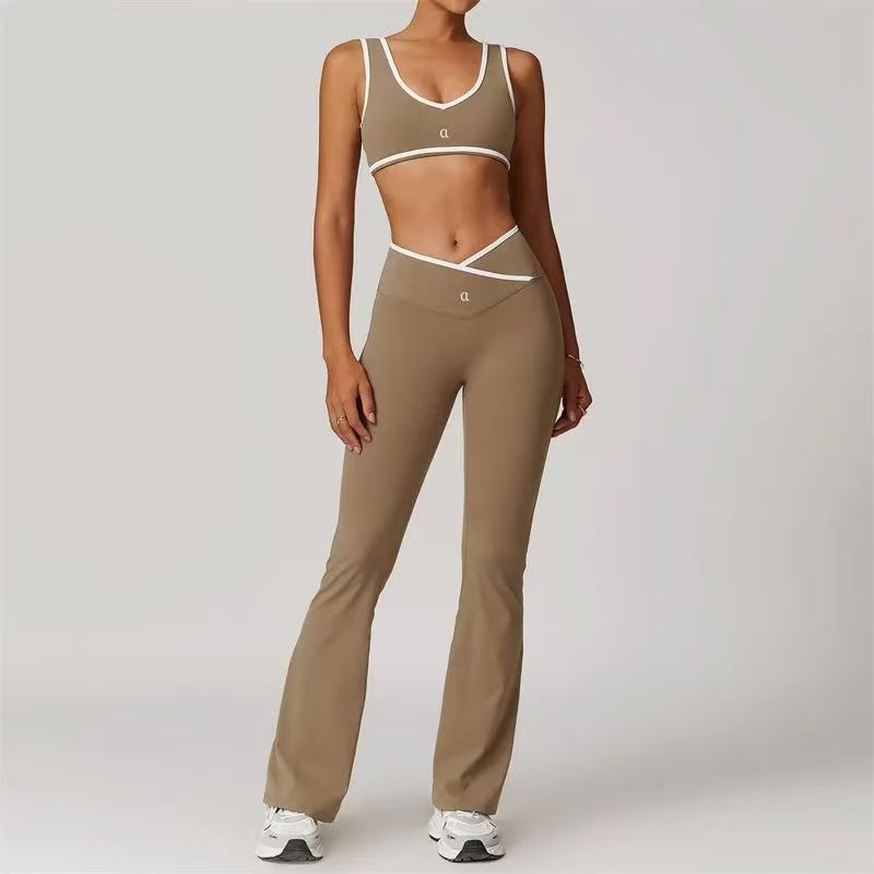 Spring summer new yoga women's two corsets gym bra fiess shorts sports wear comfortable and breathable