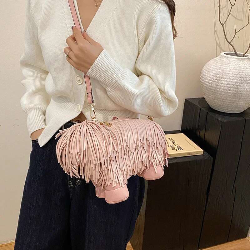 Personality Fashion PU Dog Shape Shoulder Unique Design Super Cool Exquisite Tassel Crossbody Bags For Women 2025 New Style