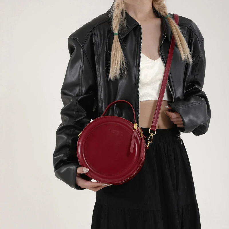 Solid color Crossbody Bag For Women Round Small Handbag Women Fashion Bags Leather Shoulder Bag Female Zipper Purse 250214