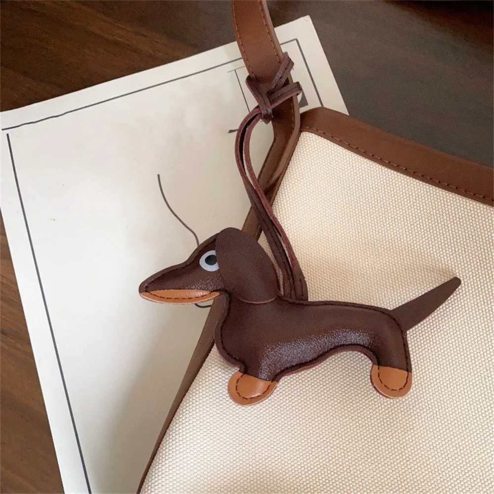 Keychains Lanyards Cute Pu Leather Cartoon Dog For Women Y2k Bag Pendant Couple Car Key Chains Jewelry Gift Decoration Accessories H250217