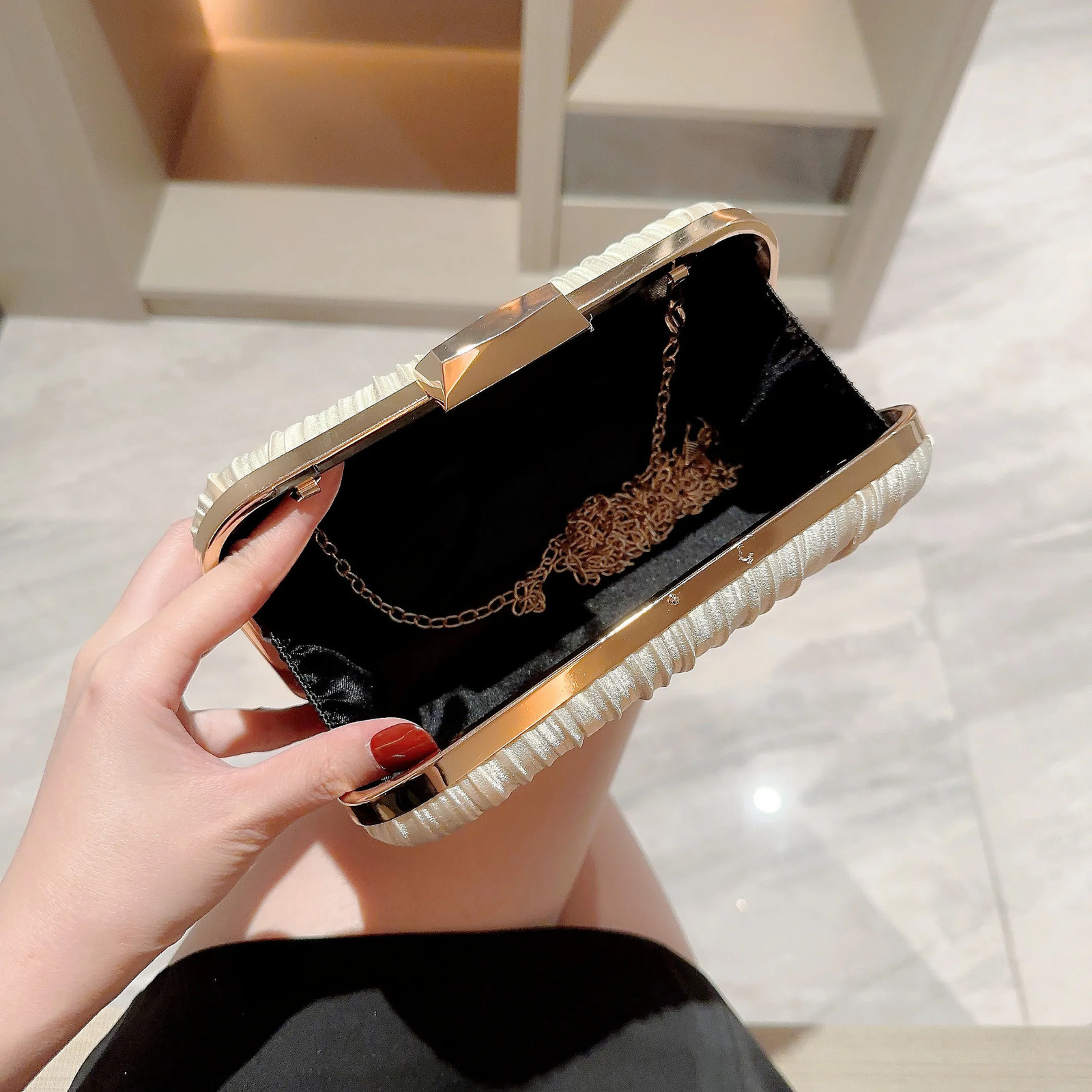 Womens classic pleated n satin square bag evening dress party dance wedding gift 250213