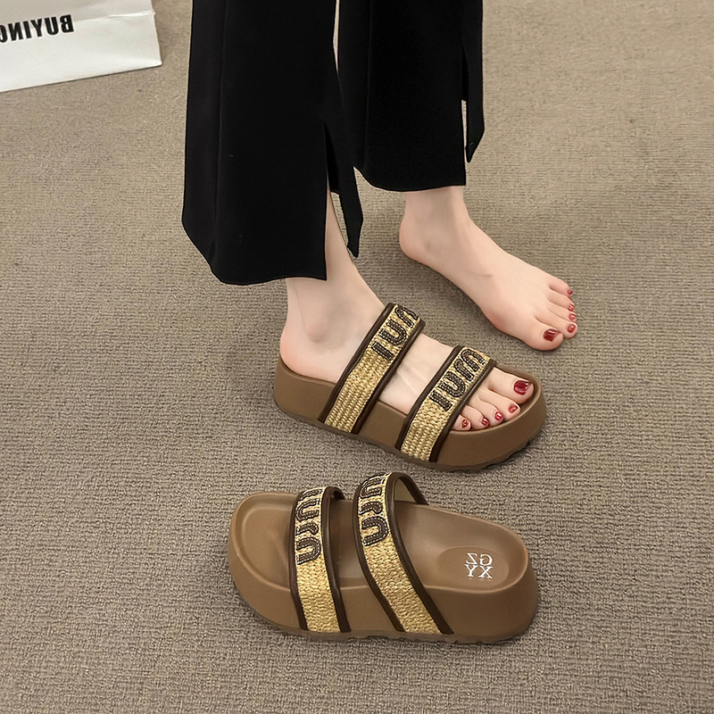 Free shipping designer Slippers flat sandals for women Slipper home Platform thick soled sandals sliders slide outdoor woman