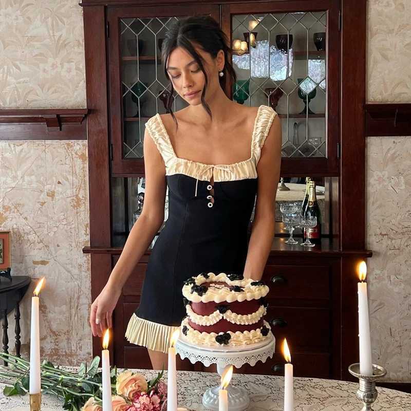 Basic Casual Dresses WhereMery Vintage Square-neck Stitch Prom Dress Sexy Spaghetti Strap Pleated Mini Dresses Summer Party Club Slveless Vestido H252