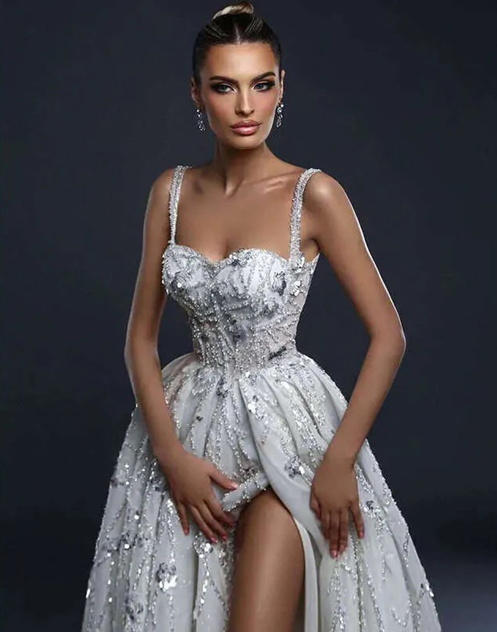 White Ivory A-Line Wedding Dresses Strapless Sequined Beading Strap Or Length Sleeveless Bride Vestido De Noiva Custom Made