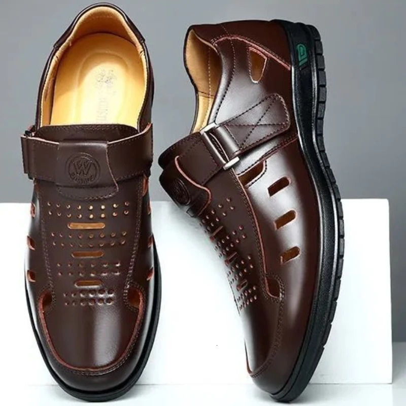 Men Sandal Summer Hollow Non-slip Casual Pu Leather Sandals for Men Fashion Lighted Breathable Beach Slippers Classic Dad Sandal 250217