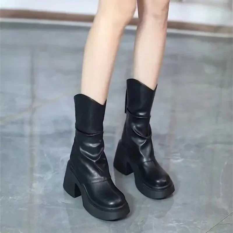 2024 Autumn Winter Women Shoes Leather Short Boots for Women Round Toe Chunky Heel Boots Zipper Ankle Boots Female Platform HeelXJ250217