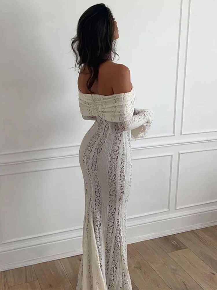 Basic Casual Dresses Fantoye Sexy Off Shoulder Lace Women Maxi Dress White Flare Slve Evening Dress Female Autumn Skinny Elegant Party Club Outfits H2