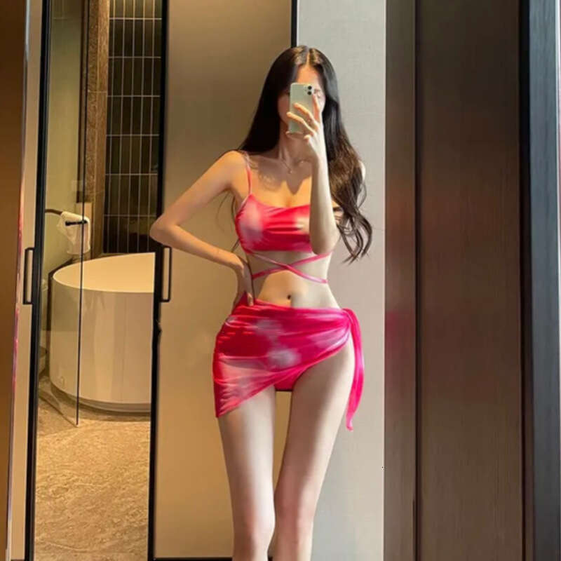 New Gradient Swimsuit Women's Feeling Open Back Tie Bra Split Spicy Girl Bikini Three Piece Set Swim Bathing Suits for Women Designer Swimsuit Ne