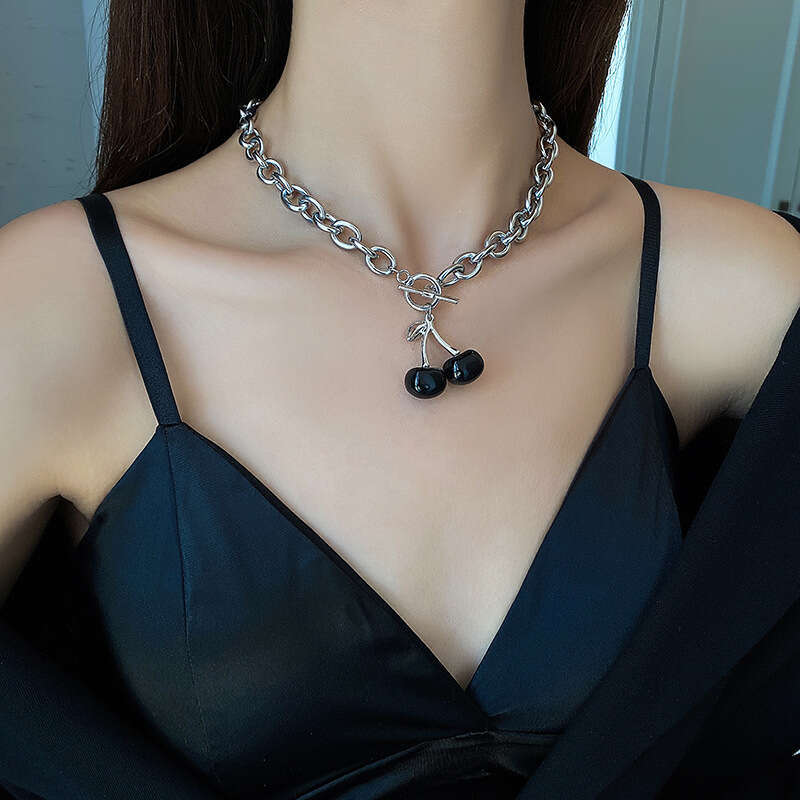 Dark cherry titanium steel ins cool wind internet celebrity collarbone chain female hip-hop punk niche minimalist necklace