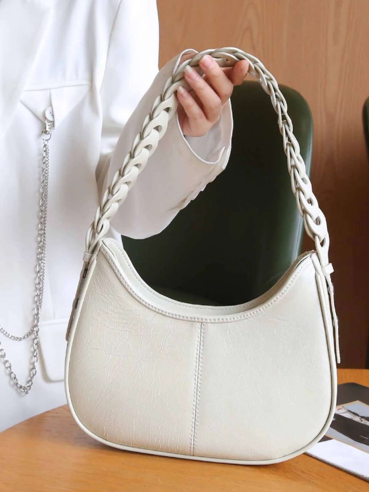 Genuine Leather Moon Women New Vintage Messenger High Quality Simple Handbag Lady Shoulder Bag Bag Female