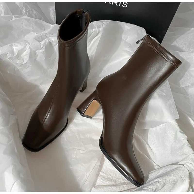 New Square Ankle Boots Autumn Comfortable Soft Leather High Heel Boots Womens Fi Zipper Simple Temperament Womens ShoesXJ250217