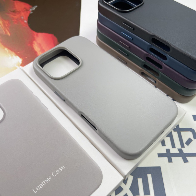 2025 Magnetic Suction Animation for iPhone 16 15 14 Pro Max Compatible with MagSafe PU Leather Cell Phone Case With retail package MAX168