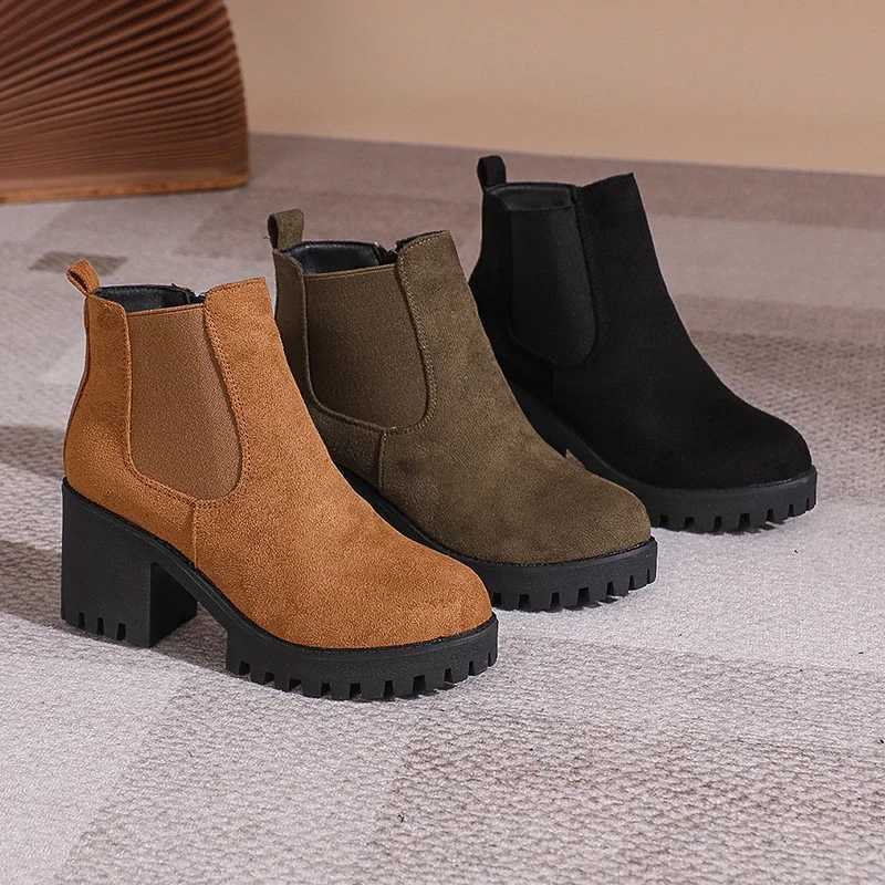 2024 Women Designer Elegant Platform Round Toe Zipper Ankle Boots Women Autumn Winter Comfy Platform Short Boots Shoes for WomenXJ250217