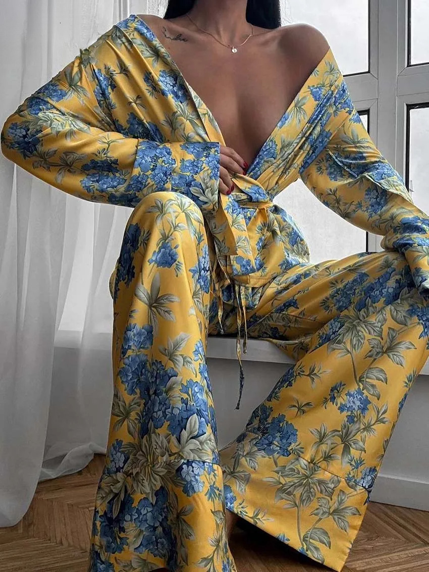 Oymimi Fashion Yellow Print Womens 2 Piece Outfit Set Casual Satin Long Sleeve Lace-Up Shirts And Drawstring Straight Pants Sets