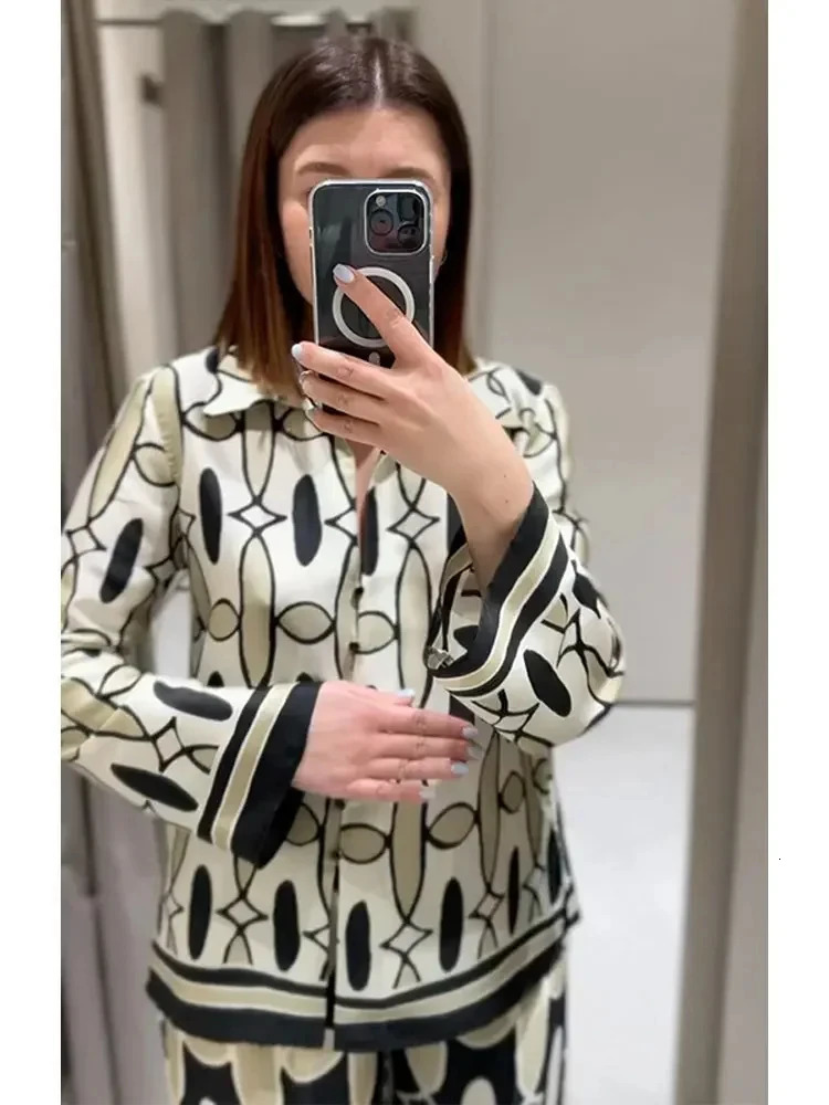 ZBZA Womens Geometric Print Shirt Pants Suit V-neck Long Sleeves Top High Waist Hidden Zip Straight Leg Pants Female Chic Set 250217
