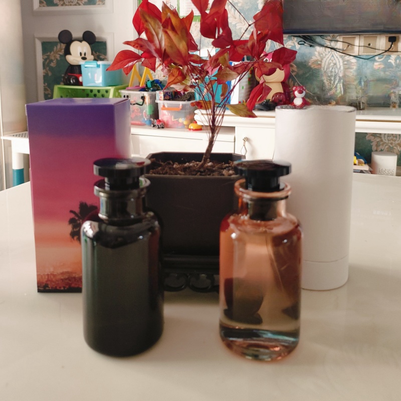 Men Women Perfume Gift Set, 2.4 fl.oz Fragrance Body Spray Cologne Ladies Gentlemen, Long-Lasting Fresh Scent, Eau De Parfum for Personal Use and Gift