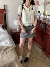 2025 New favorite in the Year of the Snake! College style POLO collar knitted short-sleeved top, a must-have for color-blocking fashionistas dongdumao