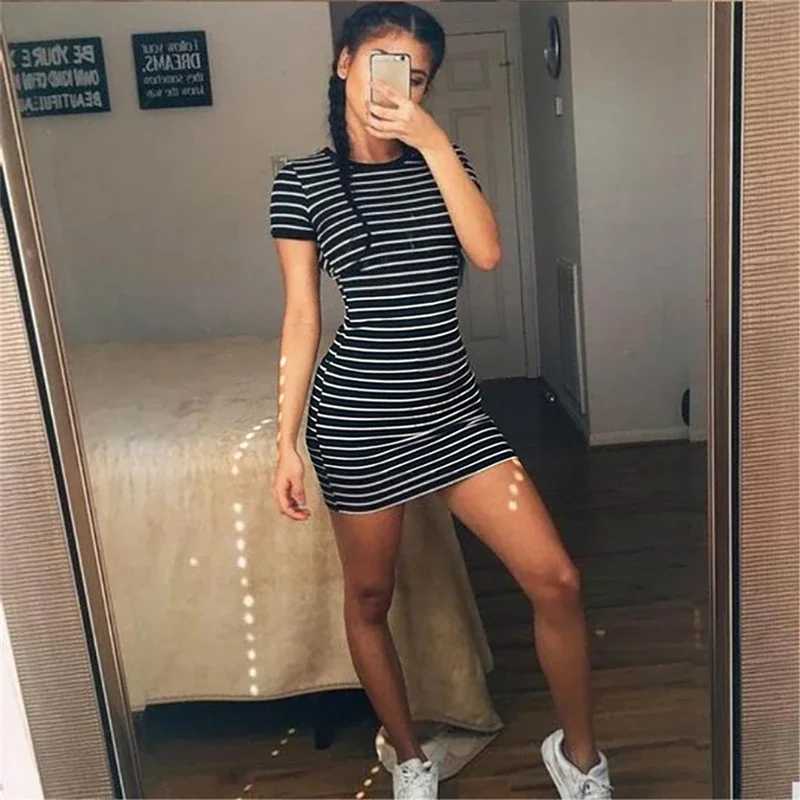Basic Casual Dresses Summer Round Neck Enough Stock Short-slved Dress Black And White Striped Dresses Casual Elegant Sheath Slim Dress H25217