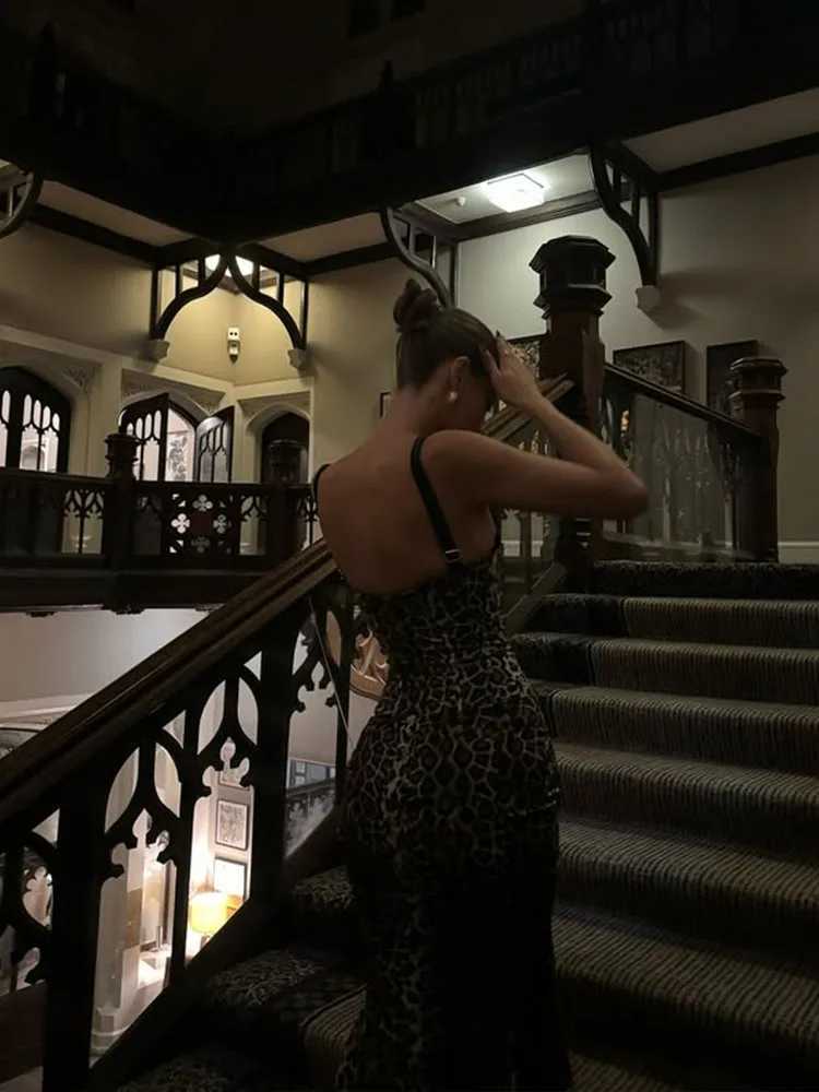 Basic Casual Dresses Ahagaga Sexy Leopard Womens Maxi Dresses Straps Square Collar Slveless Slim Fit Split Blackless Party Female Vestidos Robes H2521