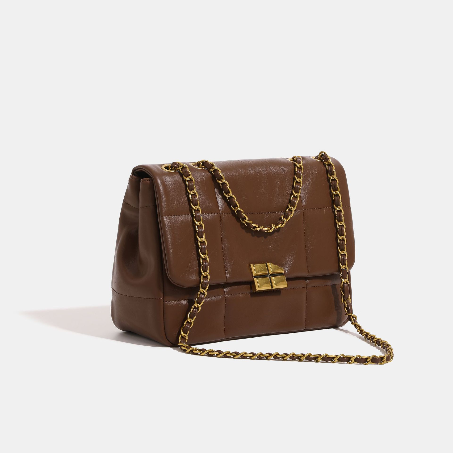 Elegant Small Square Women's Messenger Bag - Versatile Retro Chain Shoulder and Underarm Carry Option