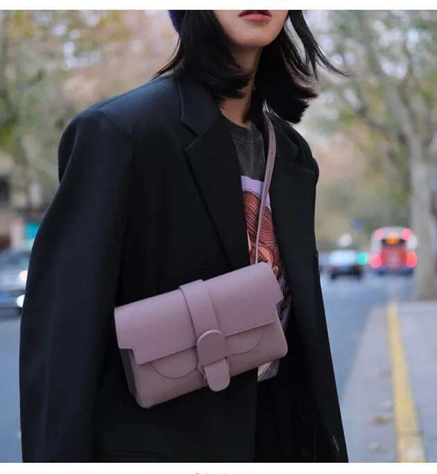 Design Women New Trendy Messenger Chest Small Genuine Leather Waist Bag Retro