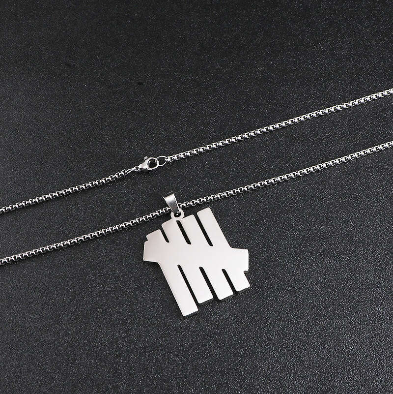 Titanium steel jewelry is unbeatable in the United States. Five bar trendy brand couple minimalist necklace pendant, long sweater chain accessories