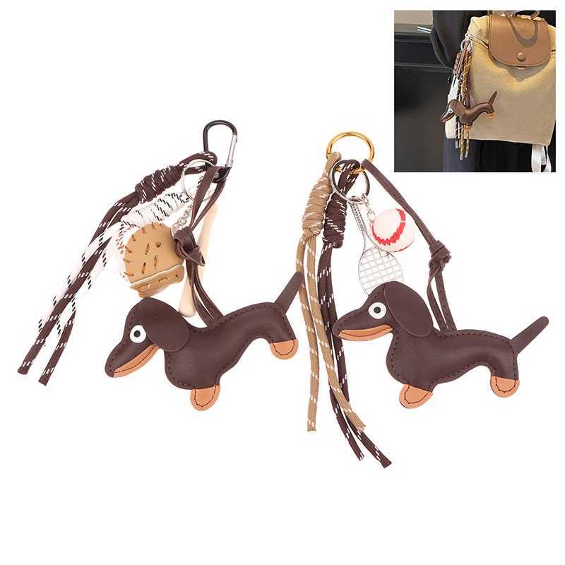 Keychains Lanyards 1PC Mens And Womens Pendants Vintage Brown Autumn Winter Leather Sausage Dog Chocolate For Mobile Phone Bags Keychain H250217 HT33