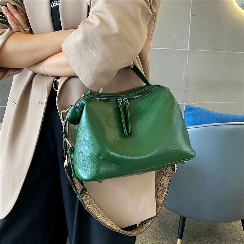 Hifashion Cow Genuine Leather Wide Strap Shoulder Bags For Women 2025 Trend Designer Crossbody Purses Hobo Tote Ladies Handbags