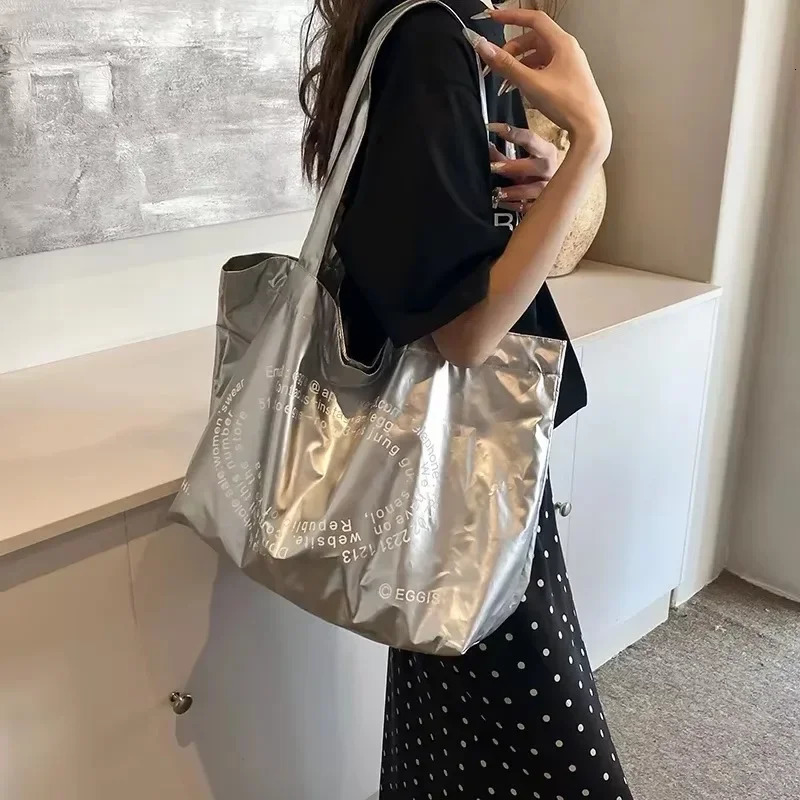 High End Fashion Versatile Large Capacity Bag for Women Niche n Trendy Tote Silver Letter Shoulder 250206