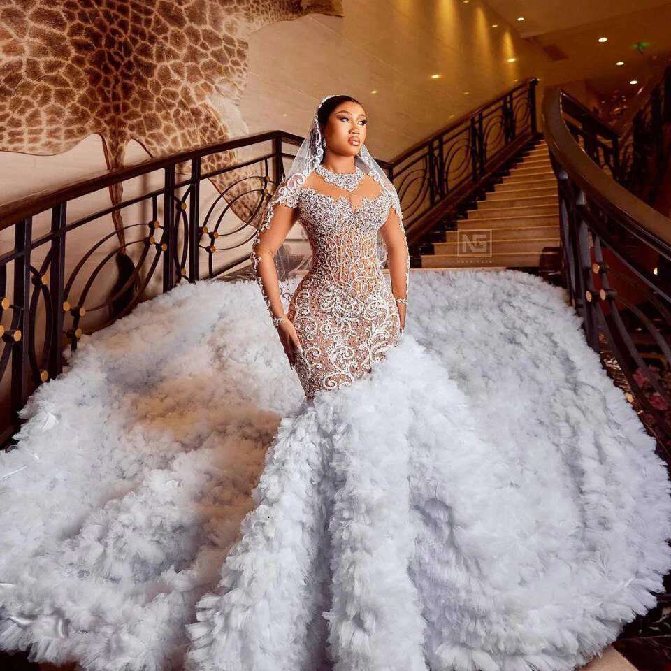 Lace Exquisite Mermaid Wedding Dresses Shine Crystal Lllusion Ball Gown Pleated Tulle Brush Train Bridal Gowns Dress Customized s