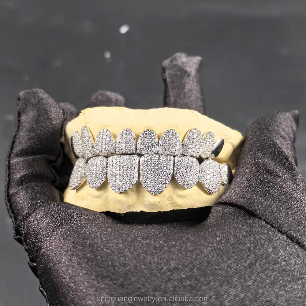 Custom Dental Grills Diamond Grillz 18K Gold Plated 925 Sterling Silver Iced Out VVS Moissanite Diamond Hip Hop Grillz for Teeth
