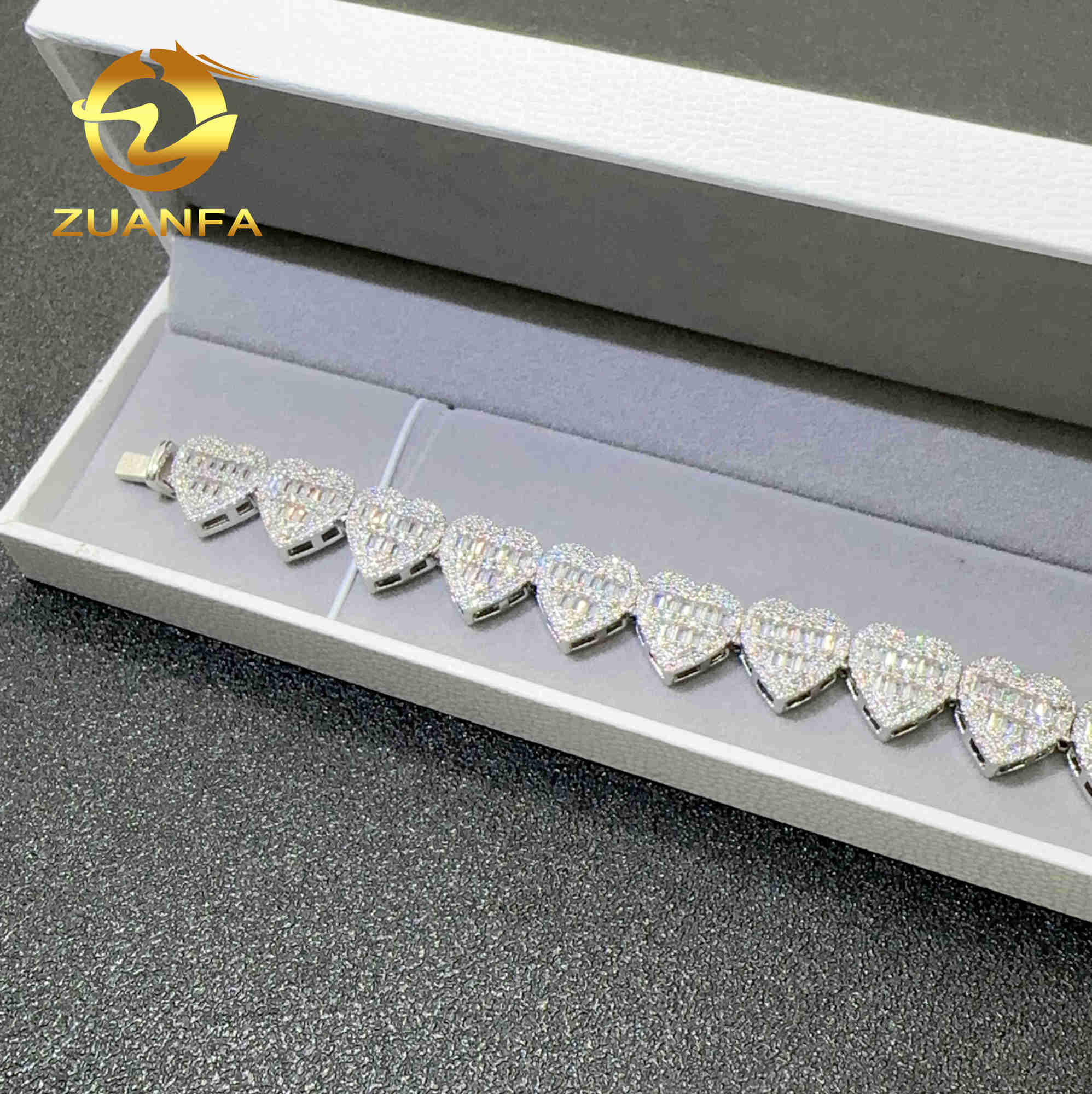 Hip Hop Bracelet Heart Shape Baguette cut S925 Silver VVS Moissanite Diamond Iced Out Cuban Chain Bracelet
