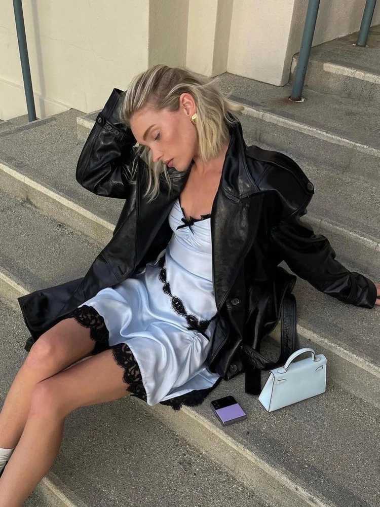 Basic Casual Dresses Fantoye Satin Patchwork Lace Women Dress Blue Short Slve Square collar Dress Female Spring Slim Casual Elegant Strtwear 2023 H252