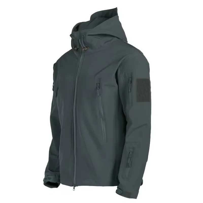 2024 Fall And Winter New Mens Tactical Jacket Sharkskin Soft Shell Windproof Waterproof Jacket Multi-Pocket Warm Mens ClothingT250218