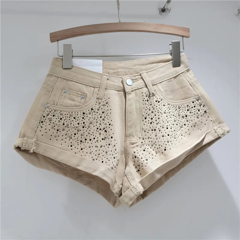 Fashion Retro Rhinestone Denim Shorts Women Summer A- Line Wide Leg Short Pants Ultra Short Booty Shorts for s 250217