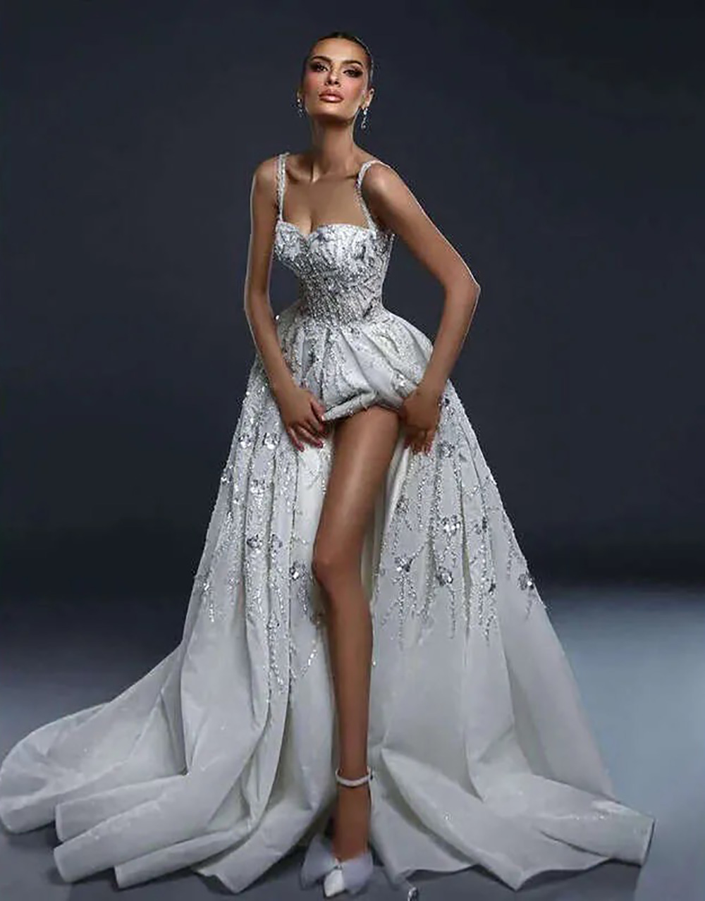 White Ivory A-Line Wedding Dresses Strapless Sequined Beading Strap Or Length Sleeveless Bride Vestido De Noiva Custom Made