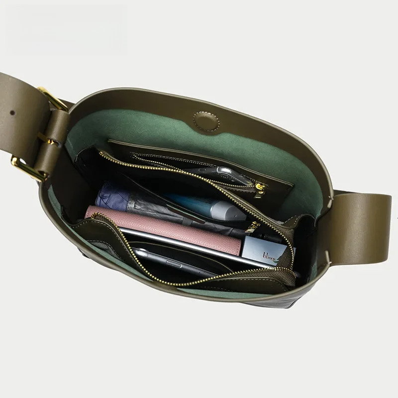 2025 Solid Color Fashion Cowhide Leather Shoulder Bag For Casual Ladies Crossboday Bags Designer Famous Brand Women Totes