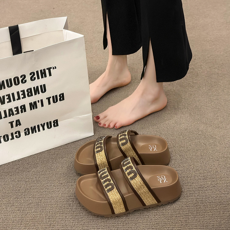 Free shipping designer Slippers flat sandals for women Slipper home Platform thick soled sandals sliders slide outdoor woman