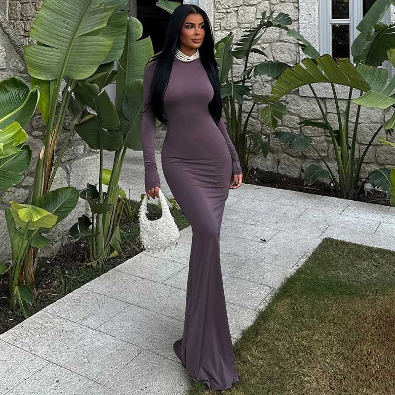 Basic Casual Dresses Lygens O Neck Long Slve Backless Hole WomenS Dresses Elegant Evening Party Prom Ladies Dress Manufacturer Y2K Strtwear H25217