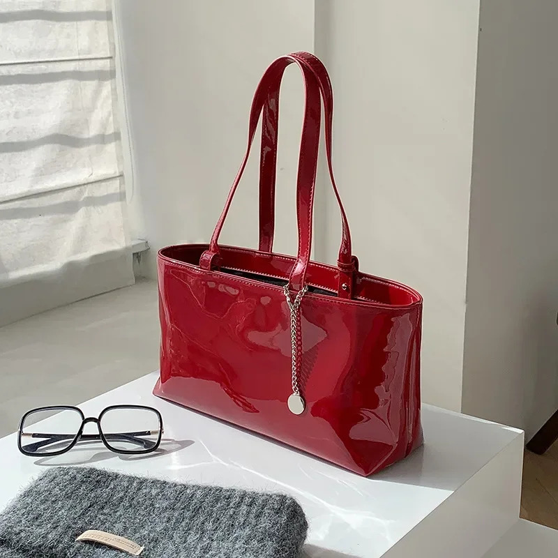 Lacquer Leather Shiny Surface Handbag For Women Spring Large Capacity Retro Underarm Bag Temperament Red Tote Bag 250217