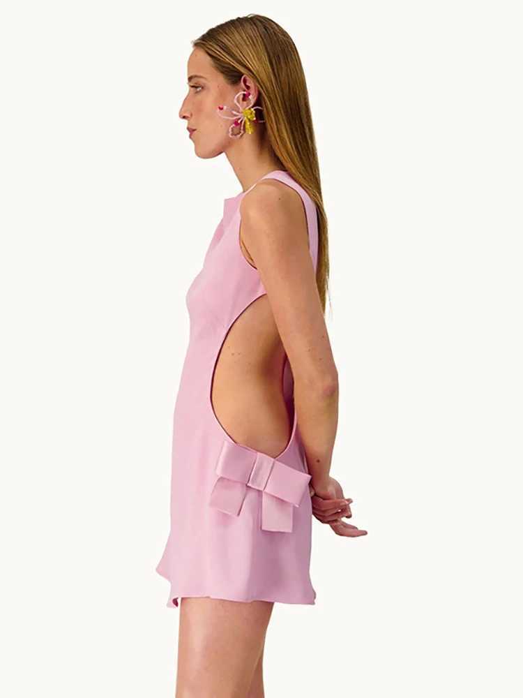 Basic Casual Dresses Fantoye Satin Sexy Hollow Out Bow Women Dress Slveless Round Neck Dress Female Summer New Elegant Party Clubwear Vestidos H25217